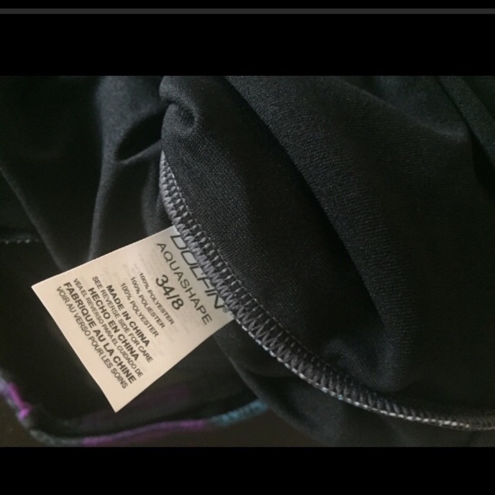 Dolfin Aquashape moderate scoop back one piece - Picture 5 of 7